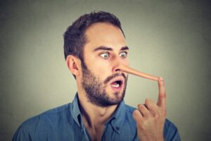 בלוג - 7 סימנים שמשקרים לכם